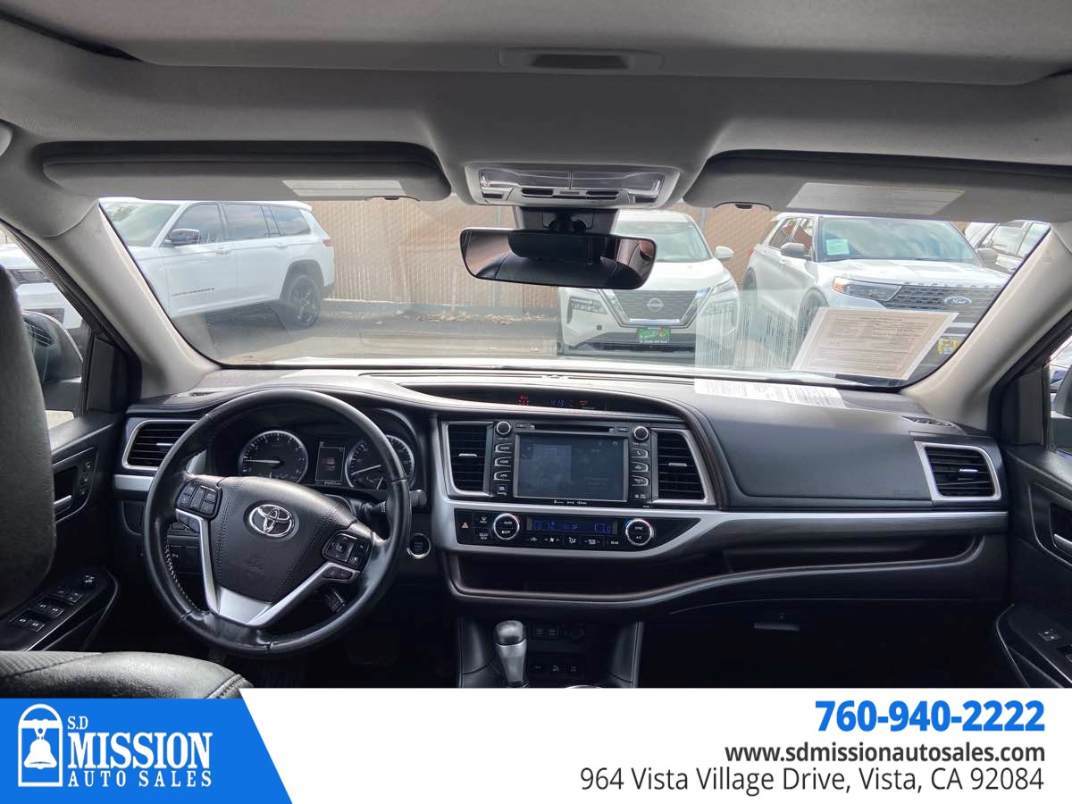 2018 Toyota Highlander Limited - Photo 13
