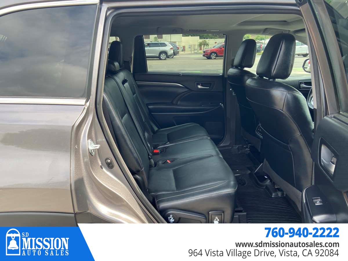 2018 Toyota Highlander Limited - Photo 15