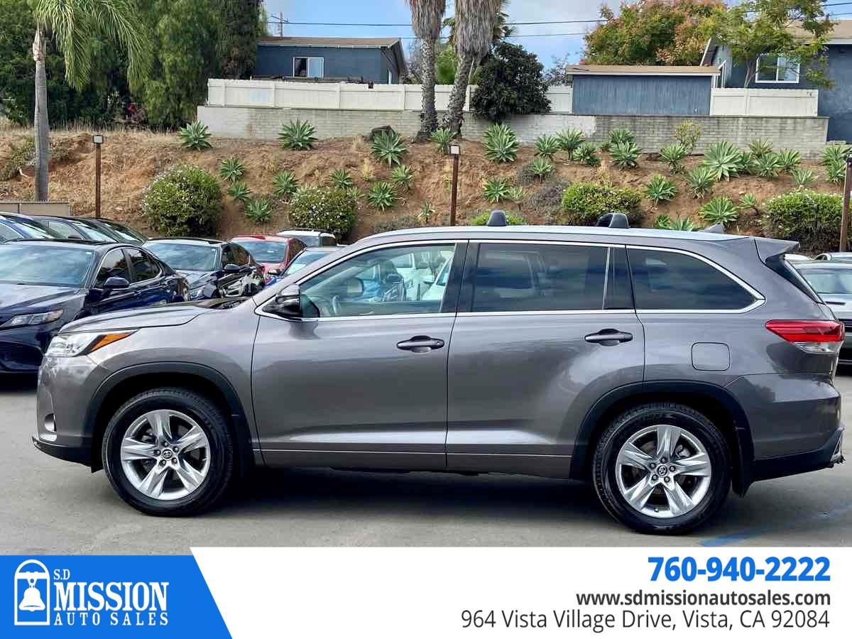 2018 Toyota Highlander Limited photo 4