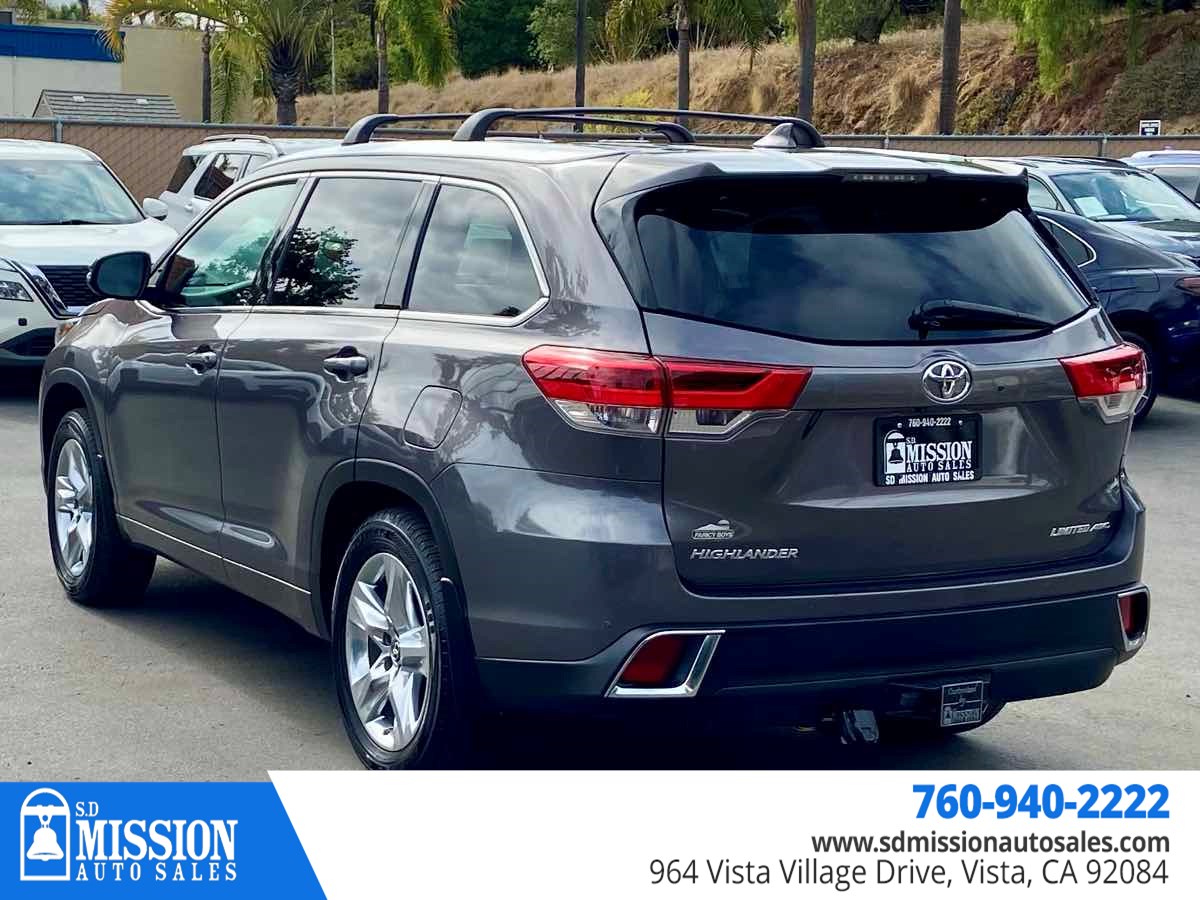 2018 Toyota Highlander Limited - Photo 5