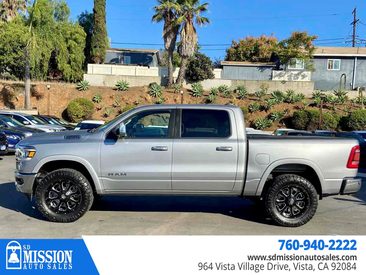 2019 Ram 1500 Laramie photo 4