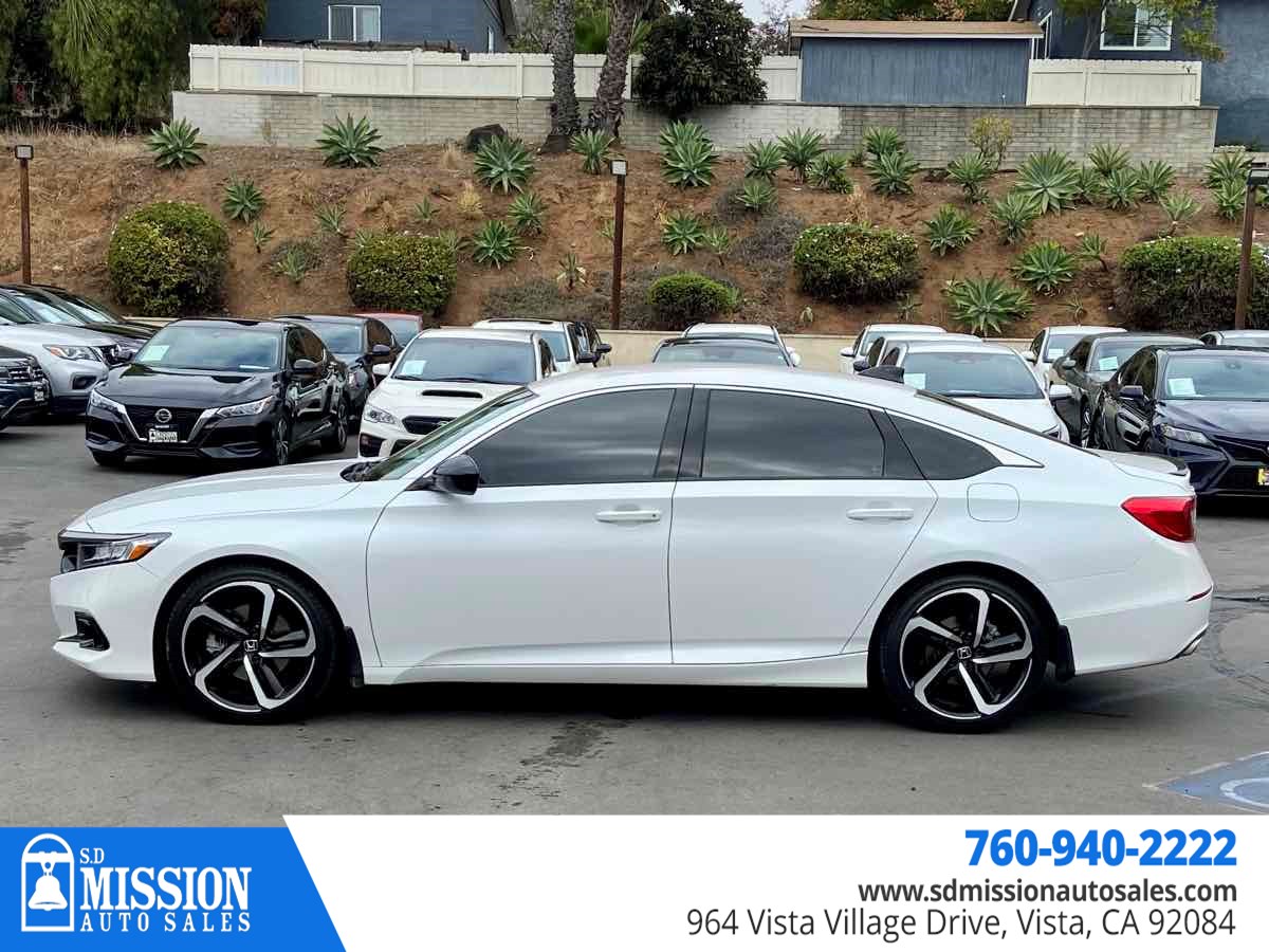 2022 Honda Accord Sport SE photo 2