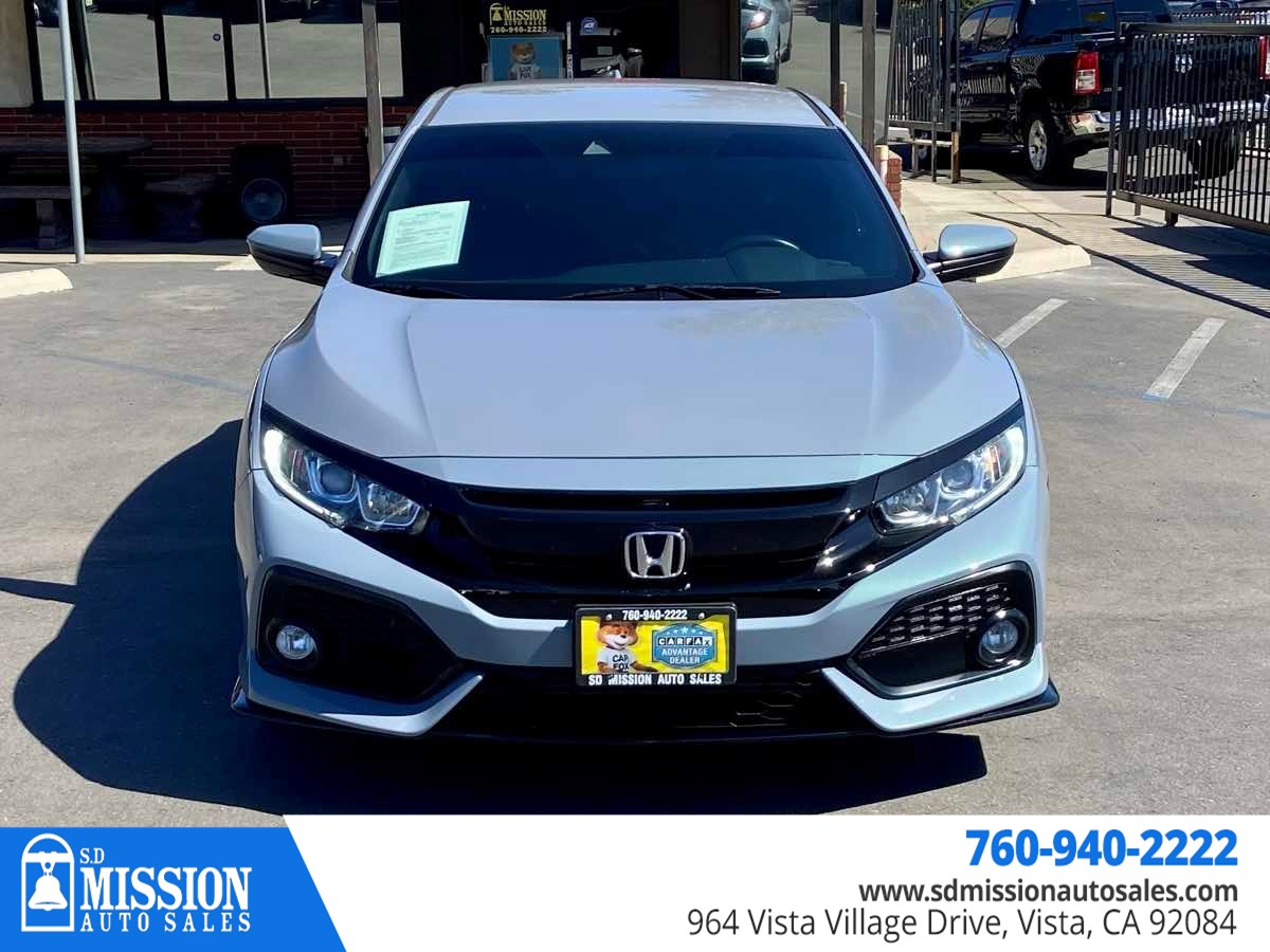 2019 Honda Civic Hatchback Sport photo 2