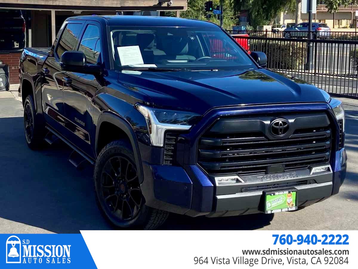 2023 Toyota Tundra 4WD SR5