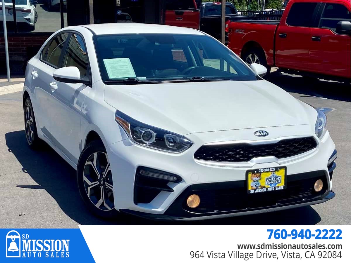 2021 Kia Forte LXS AT's photo