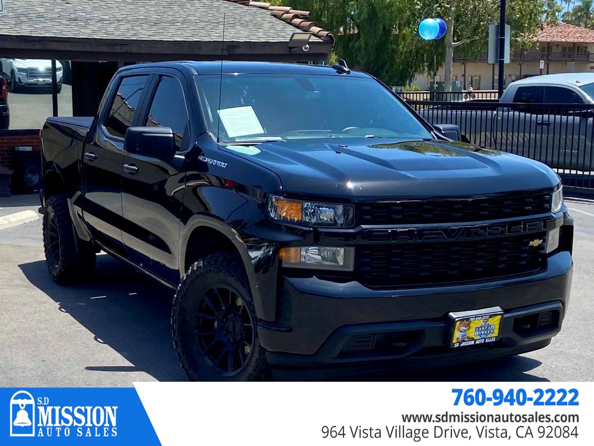 2022 Chevrolet Silverado 1500 Custom Crew Cab Short Box's photo