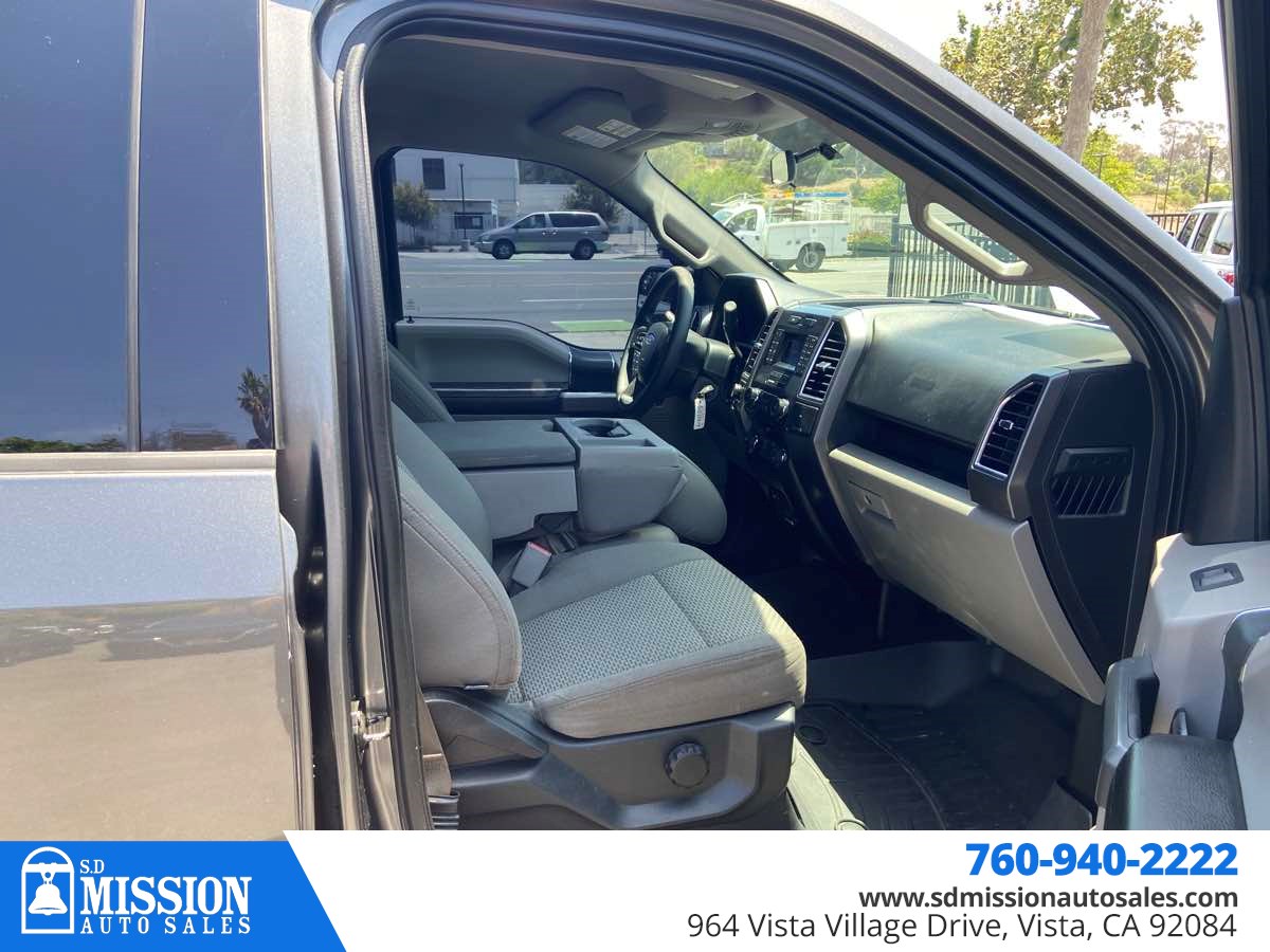Ford F-150 photo 12