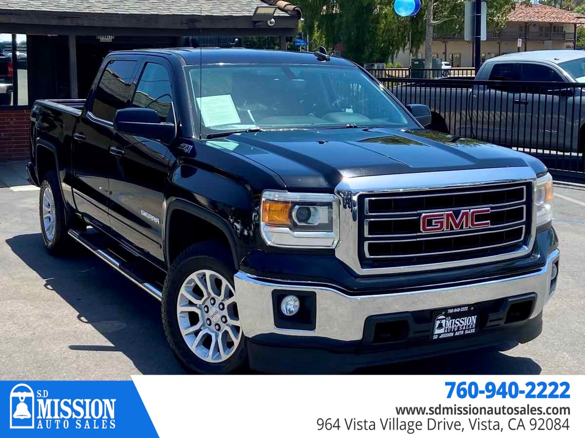 2015 GMC Sierra 4WD Crew Cab SLE SWB's photo