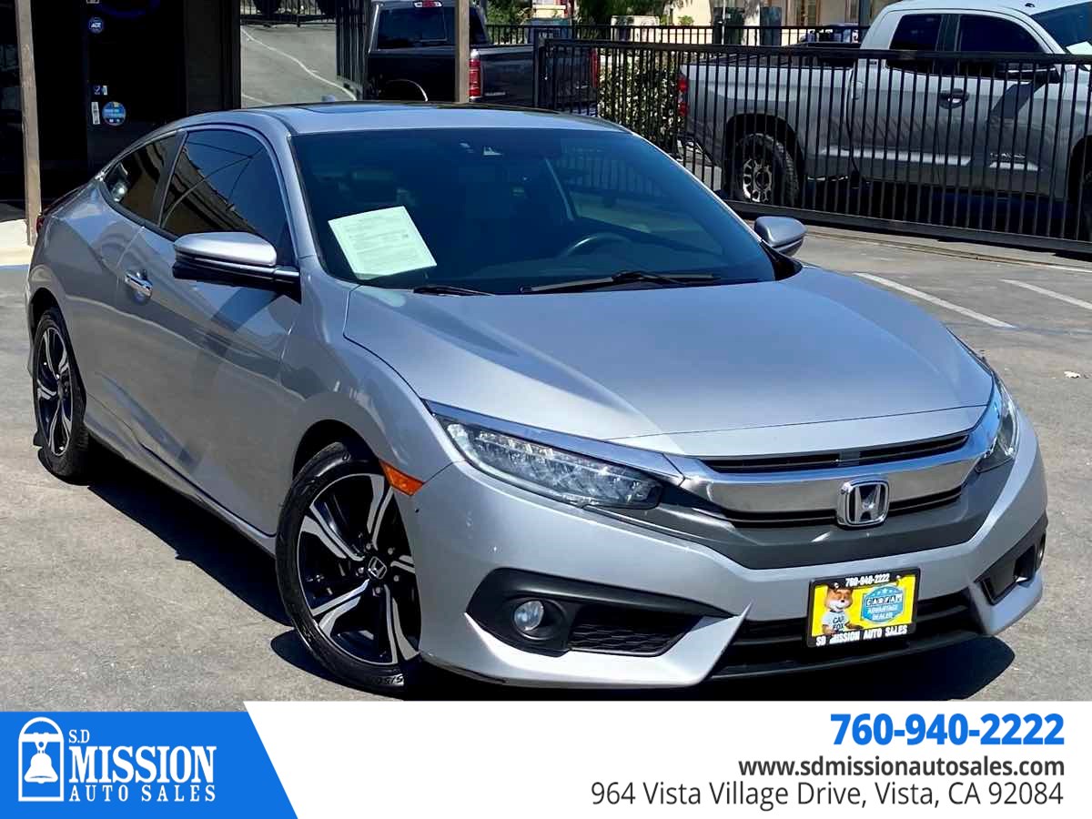 2017 Honda Civic Touring CVT's photo