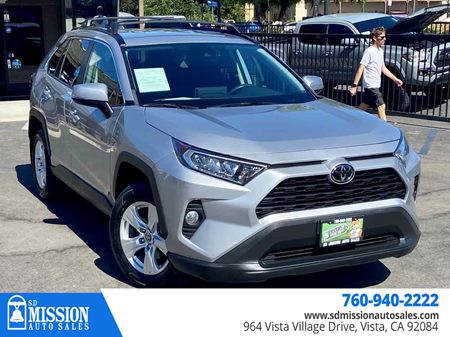 2021 Toyota RAV4 XLE