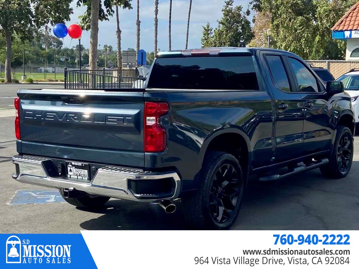 Chevrolet Silverado photo 7