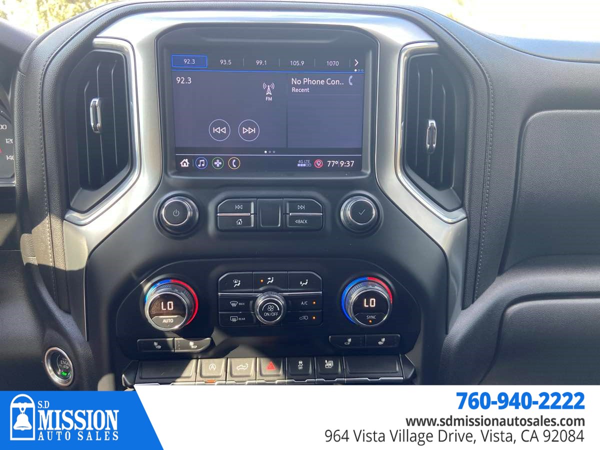 Chevrolet Silverado photo 16