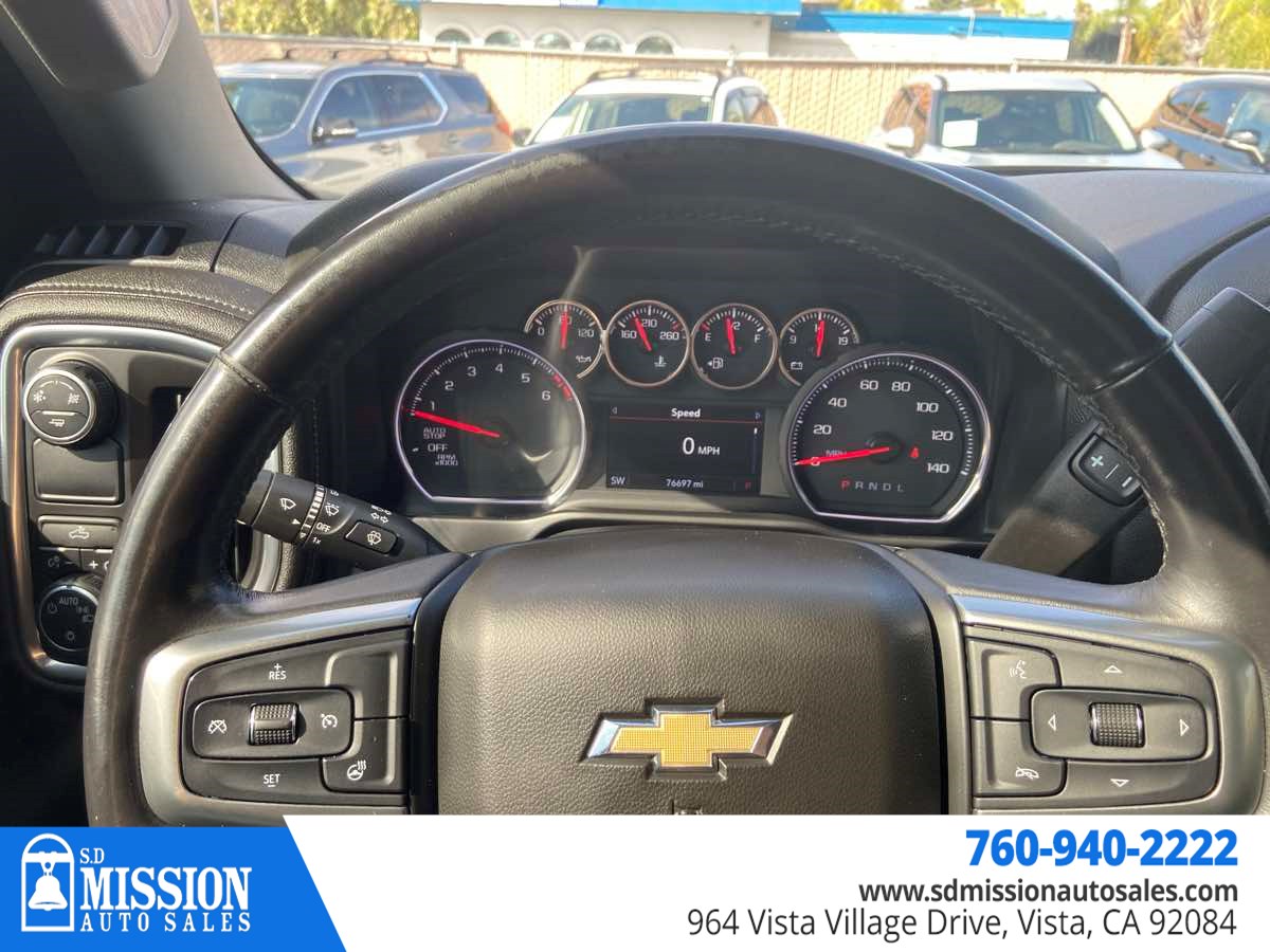 Chevrolet Silverado photo 15