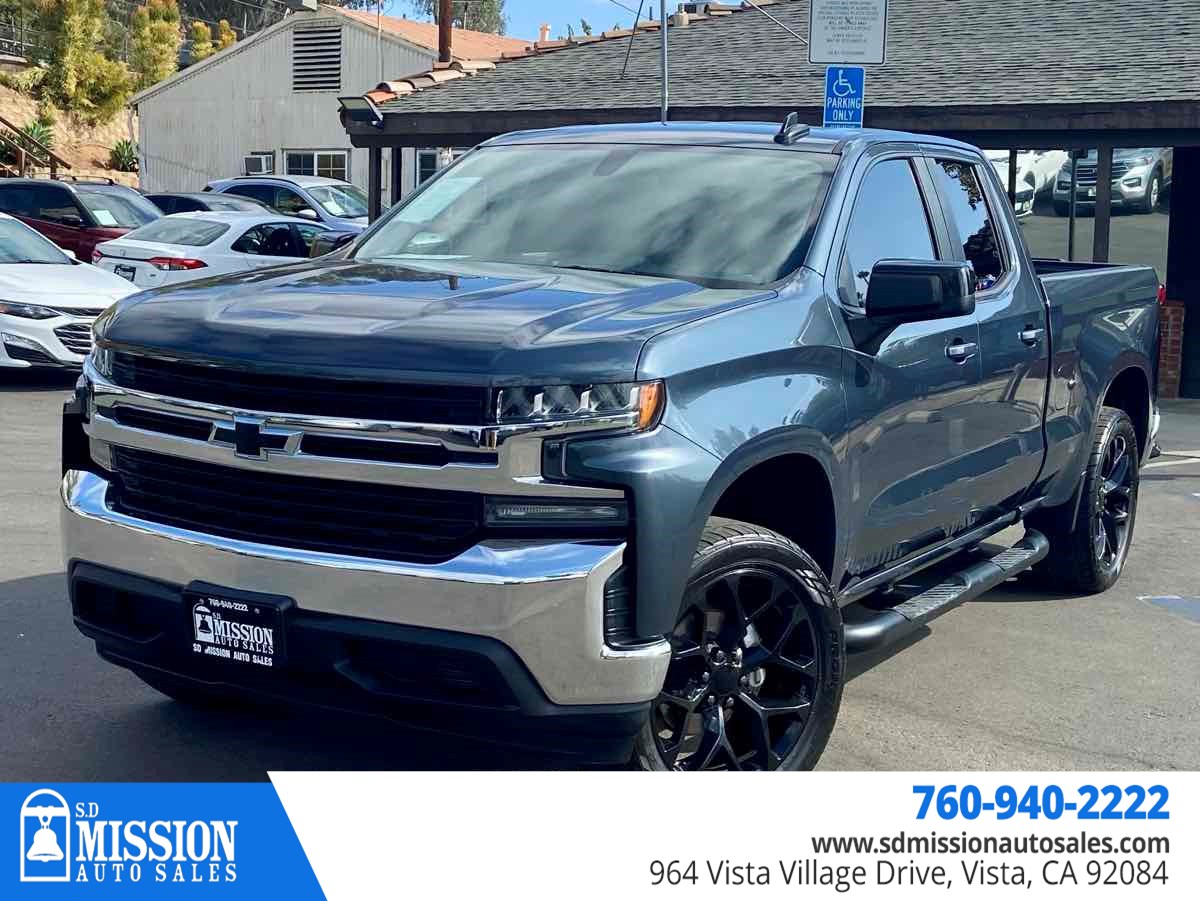 Chevrolet Silverado photo 3