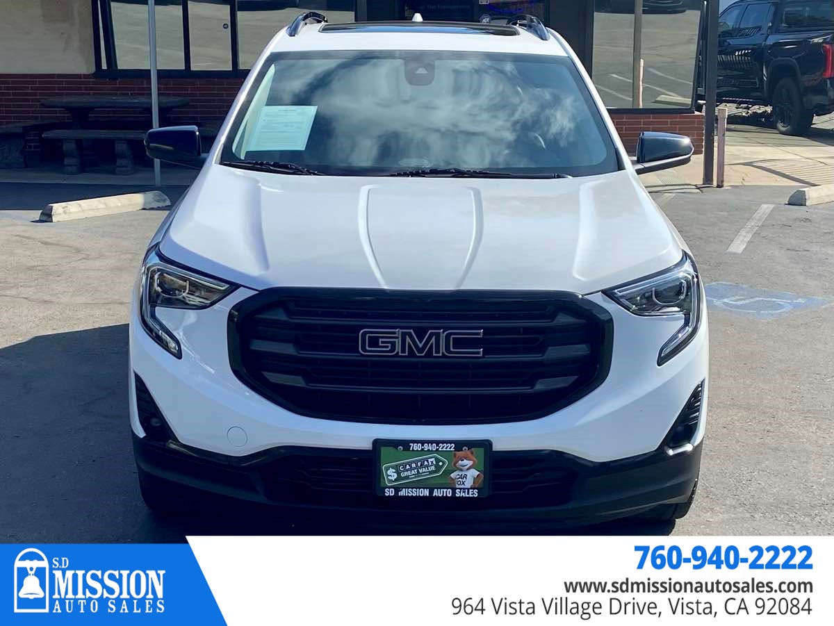 GMC Terrain photo 2