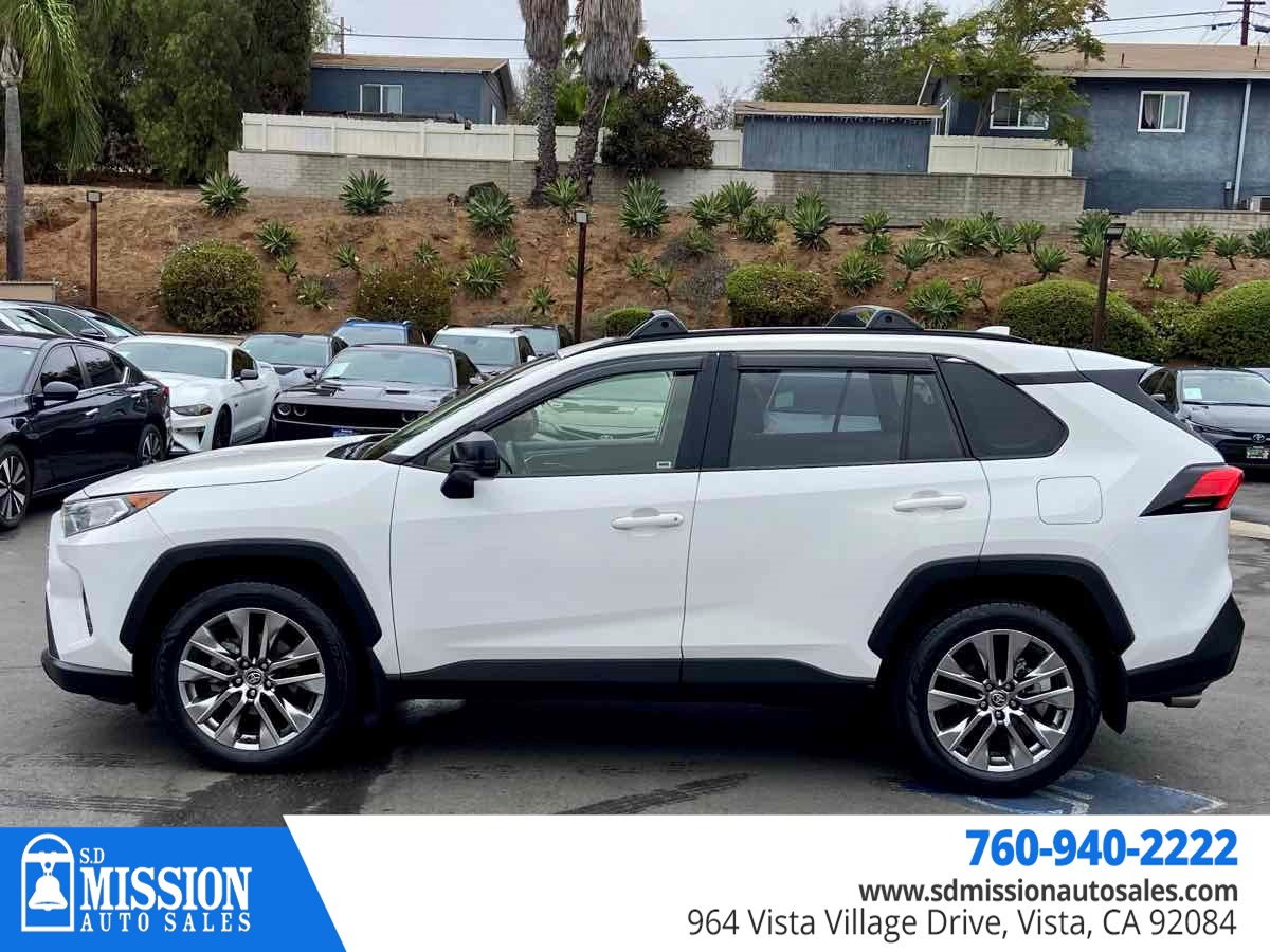 Toyota RAV4 photo 4