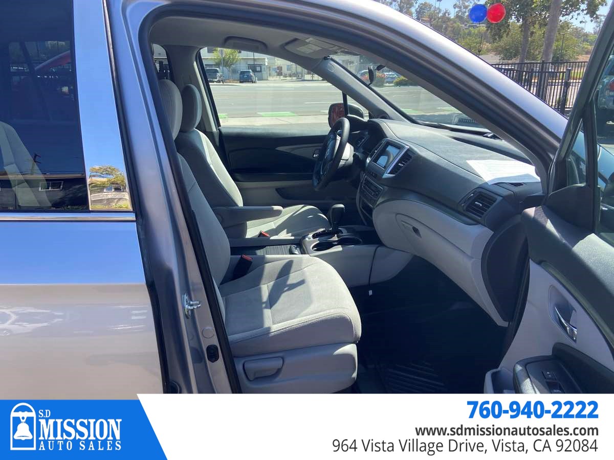 Honda Pilot photo 12