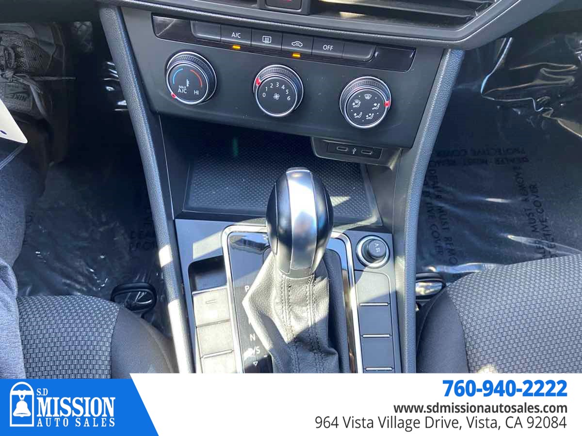 Volkswagen Jetta photo 17
