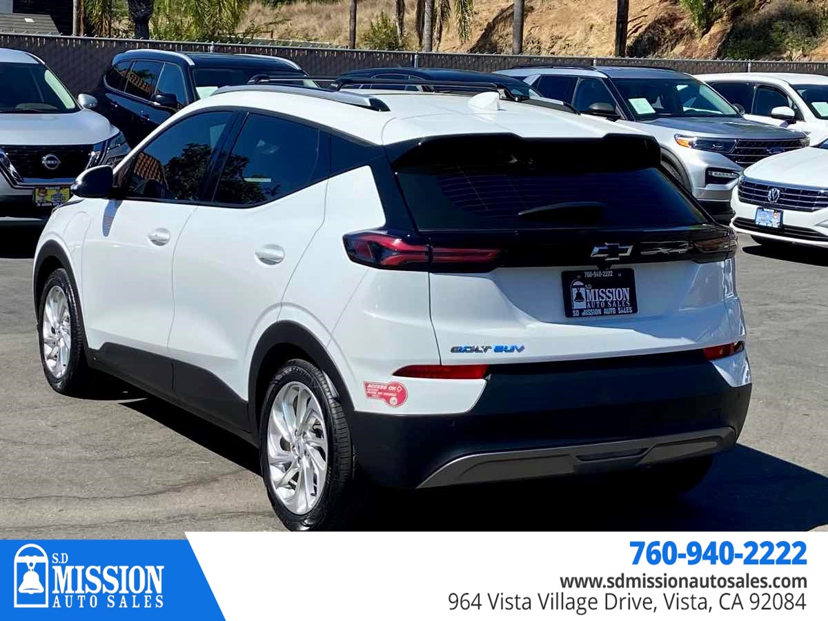 Chevrolet Bolt EUV photo 5