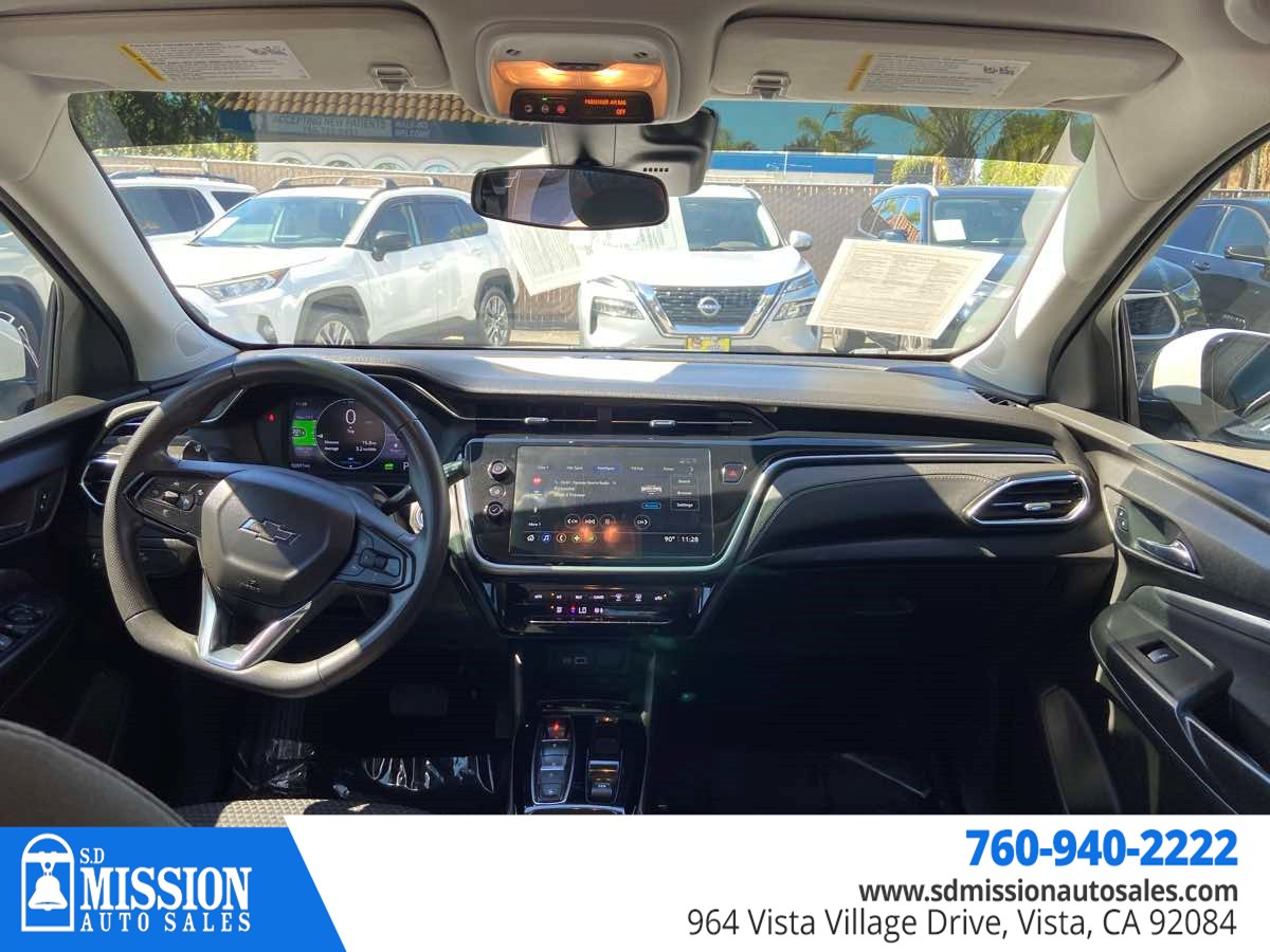 Chevrolet Bolt EUV photo 11
