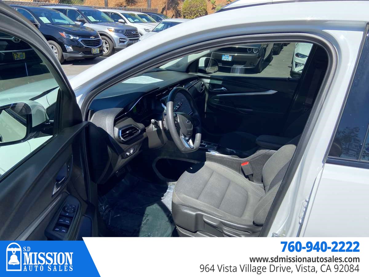 Chevrolet Bolt EUV photo 10