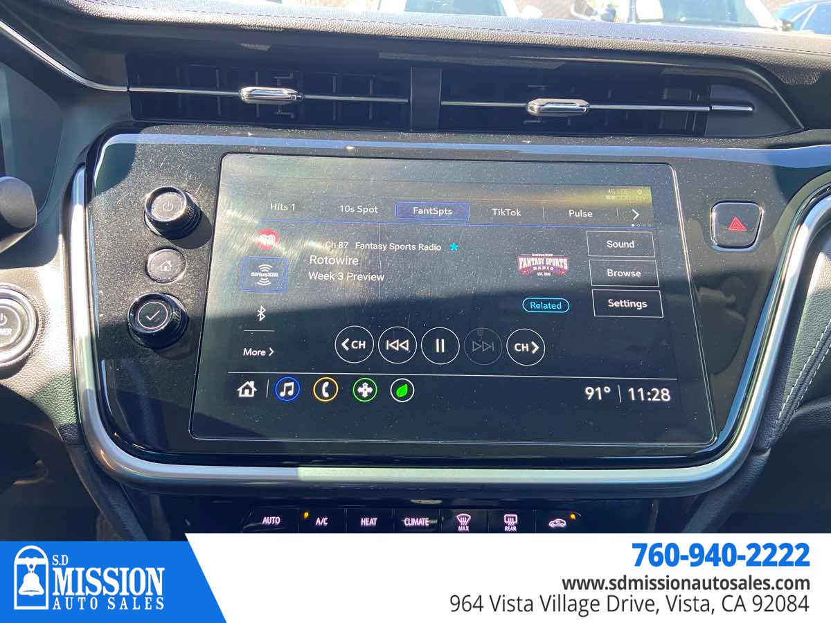 Chevrolet Bolt EUV photo 16