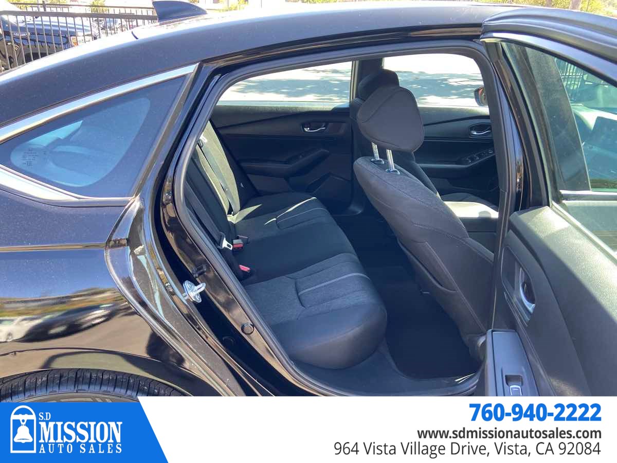 Honda Accord photo 13