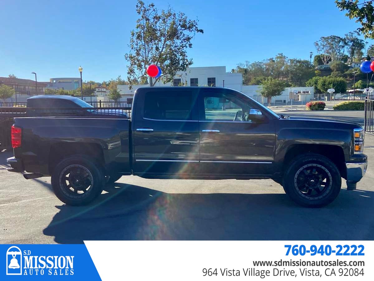 Chevrolet Silverado photo 8