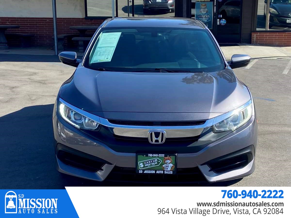 Honda Civic photo 2