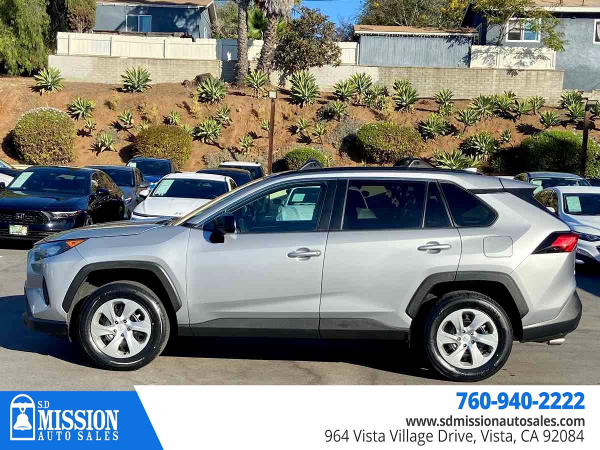 Toyota RAV4 photo 4