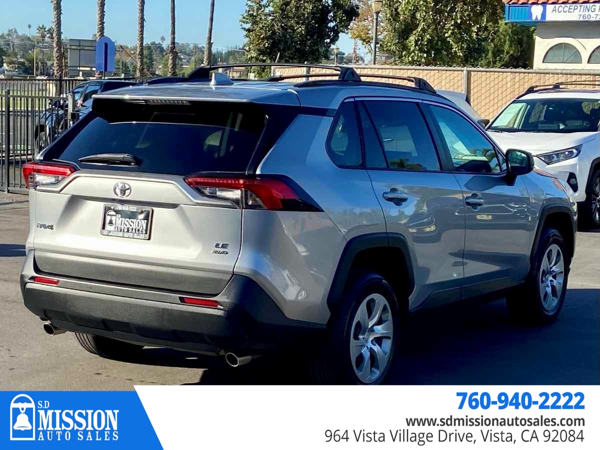 Toyota RAV4 photo 7