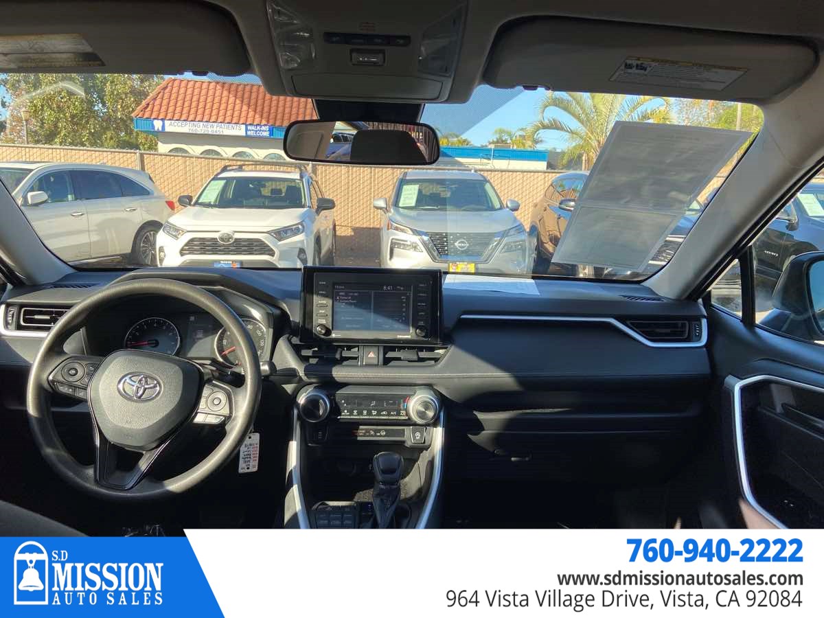 Toyota RAV4 photo 11