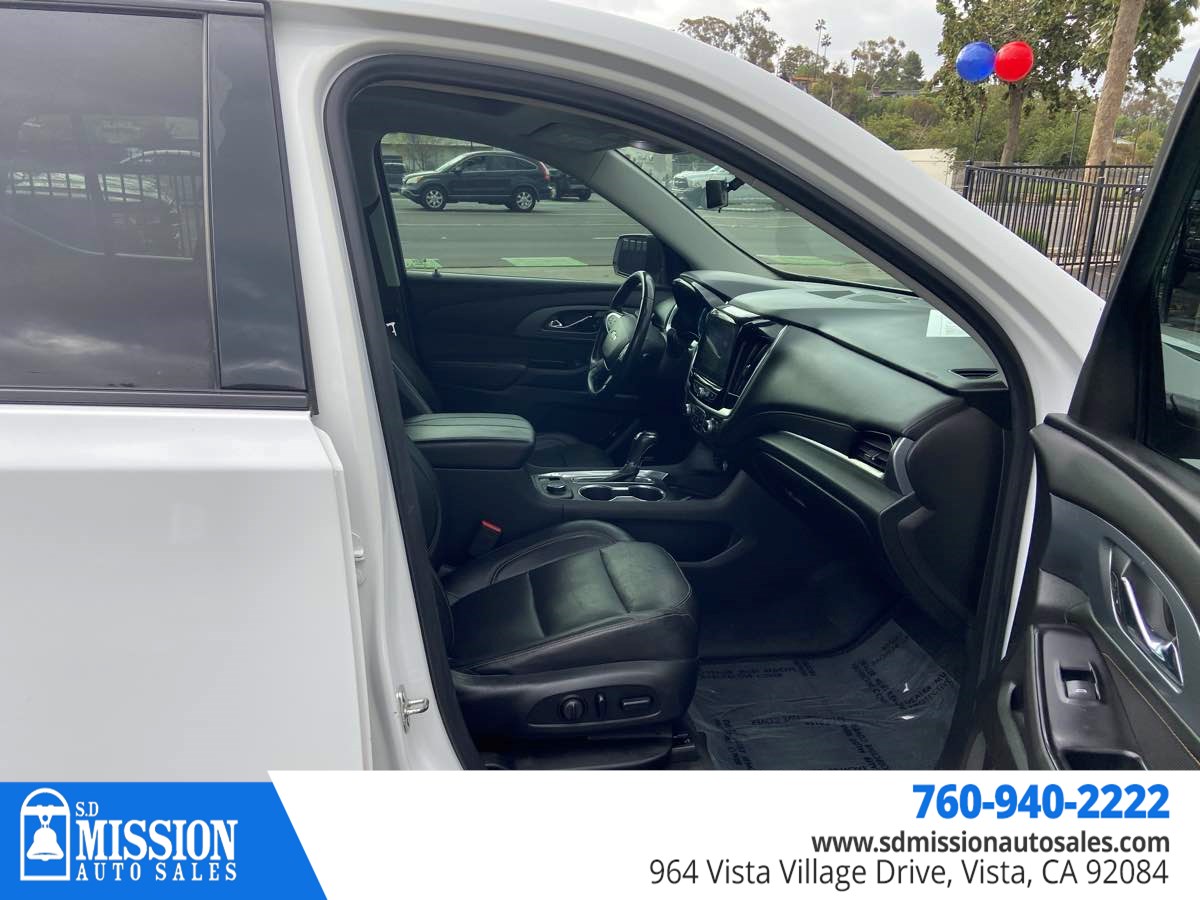 Photo 12 of this Chevrolet Traverse