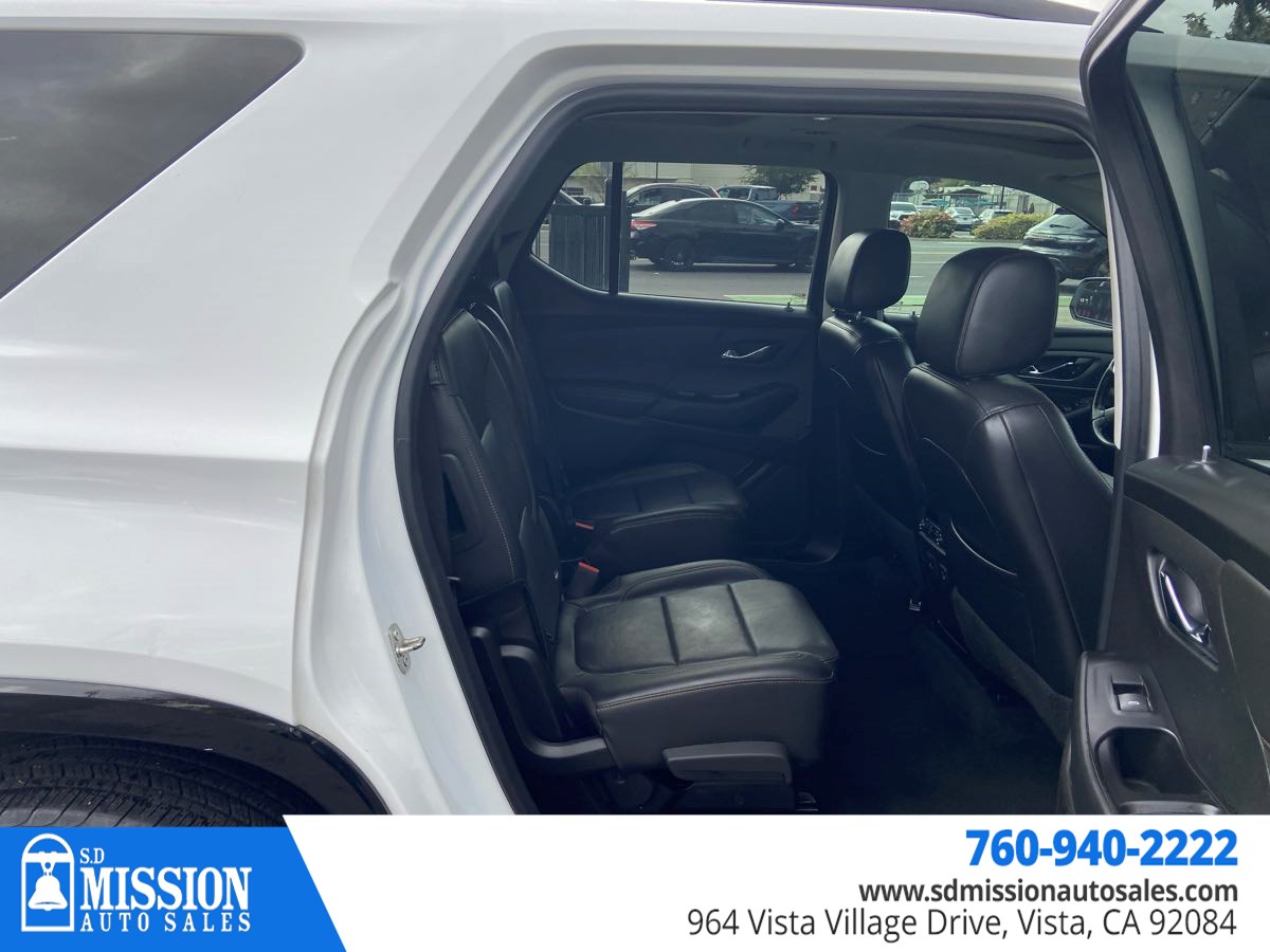 Photo 13 of this Chevrolet Traverse