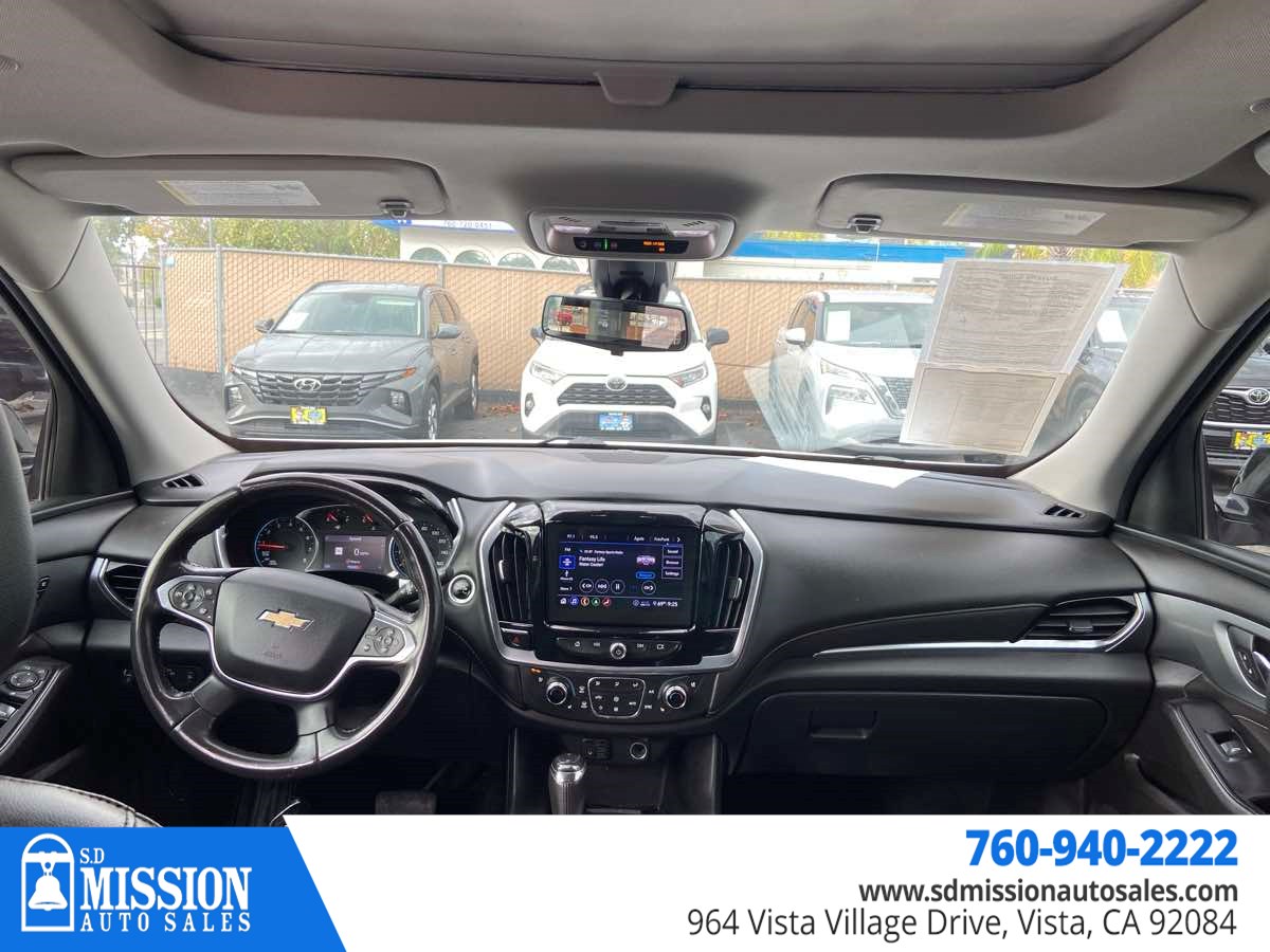 Photo 11 of this Chevrolet Traverse