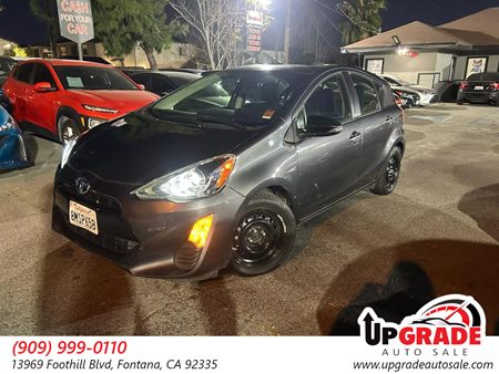 2016 Toyota Prius c Three