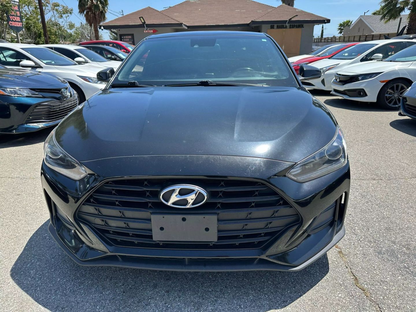 2019 Hyundai Veloster Premium - Photo 2