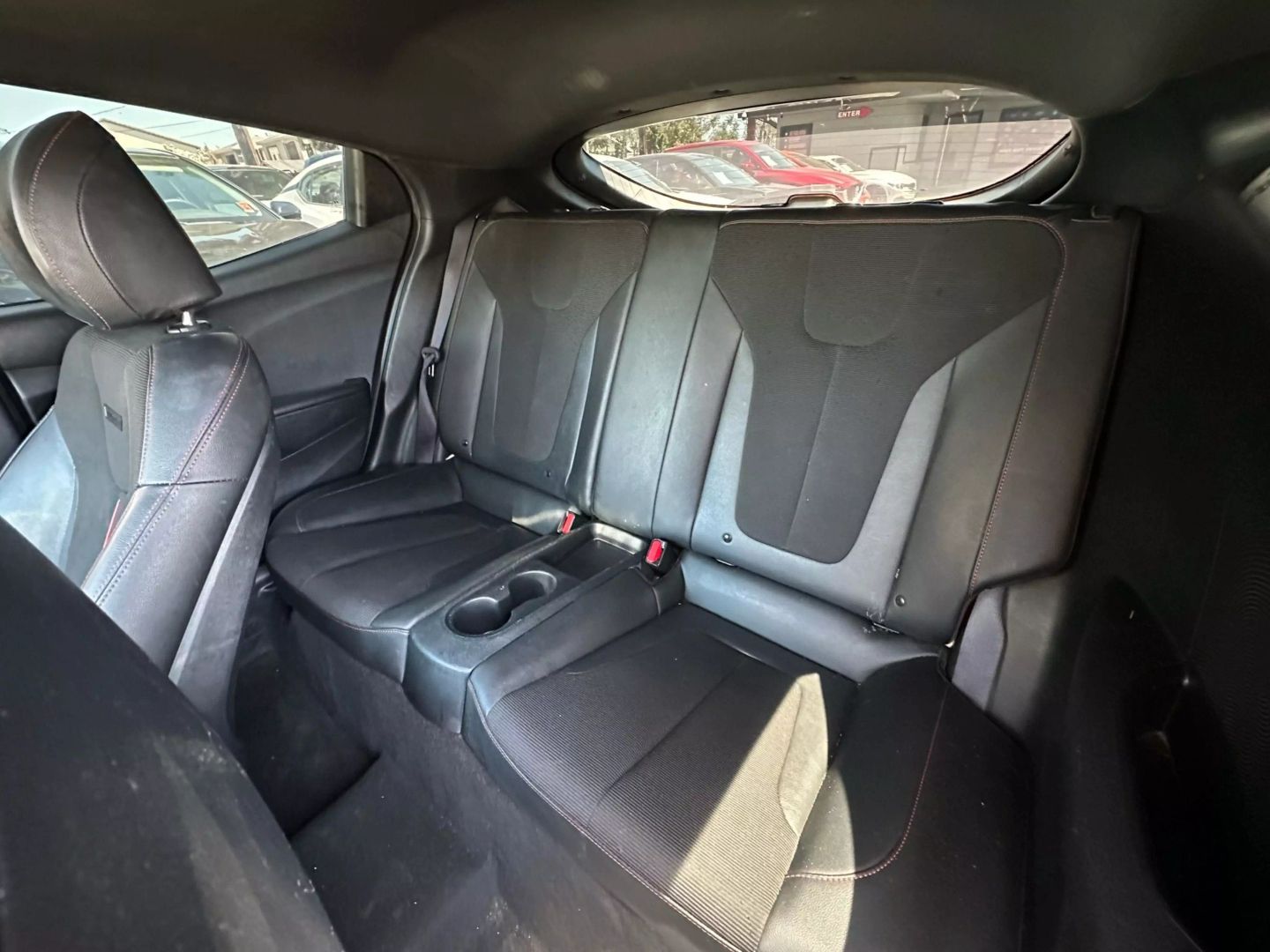 2019 Hyundai Veloster Premium - Photo 10