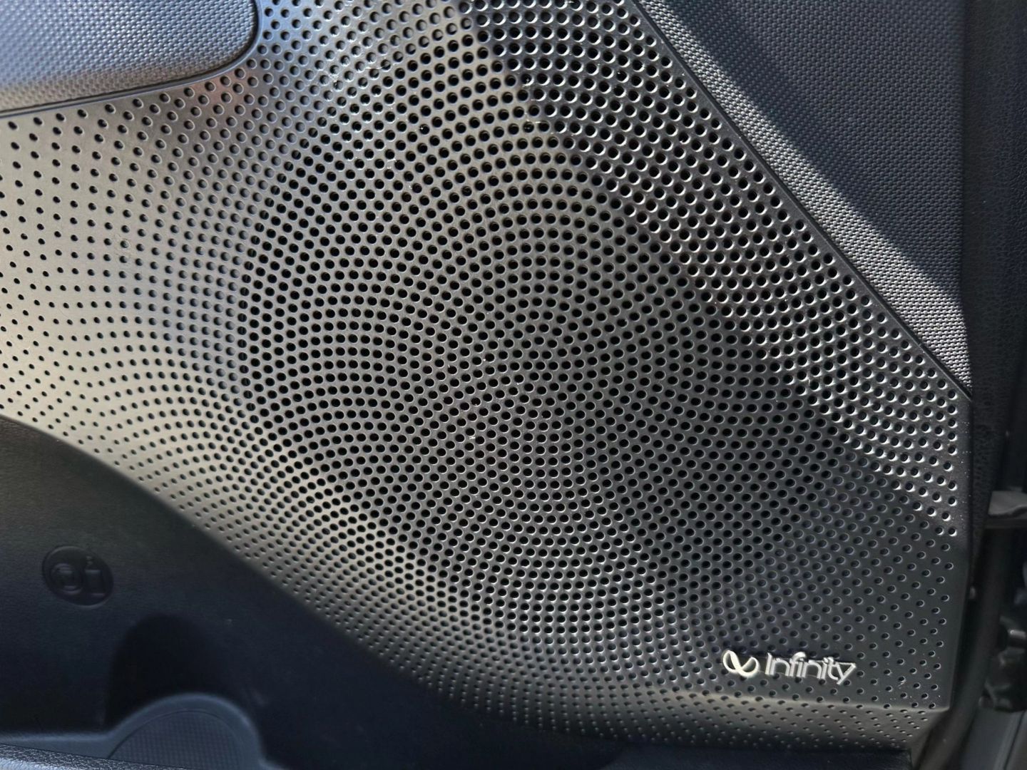 2019 Hyundai Veloster Premium - Photo 18