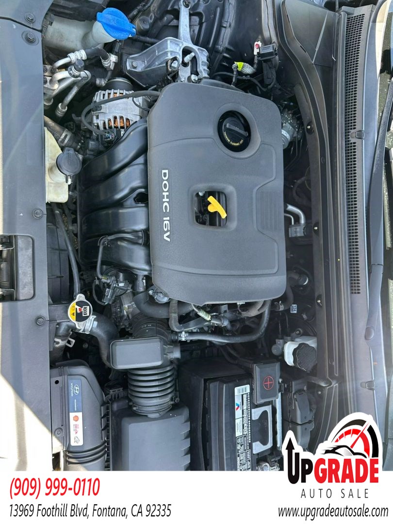 2019 Hyundai Veloster Premium - Photo 19