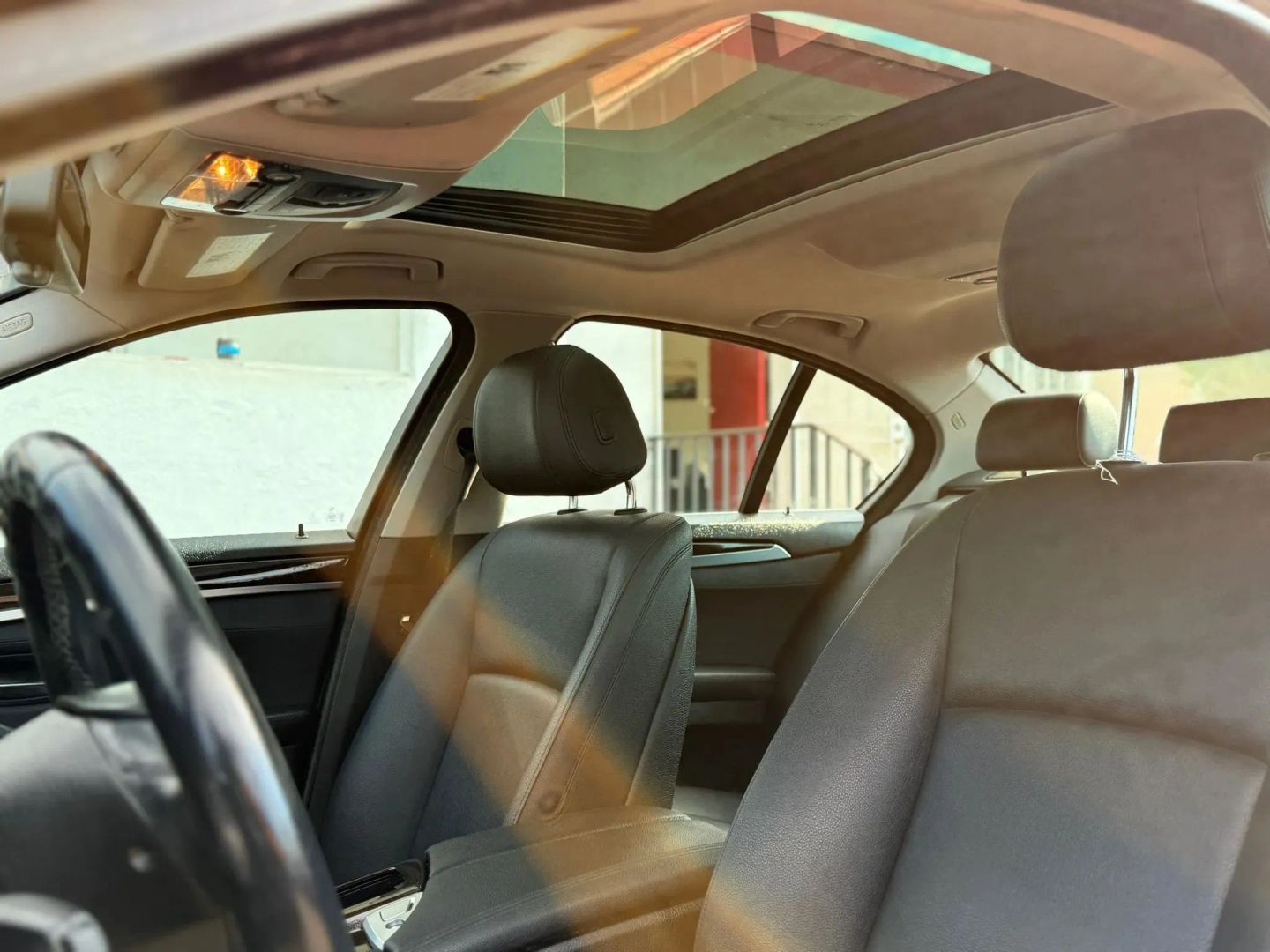 2015 BMW 5 Series 528i - Photo 19