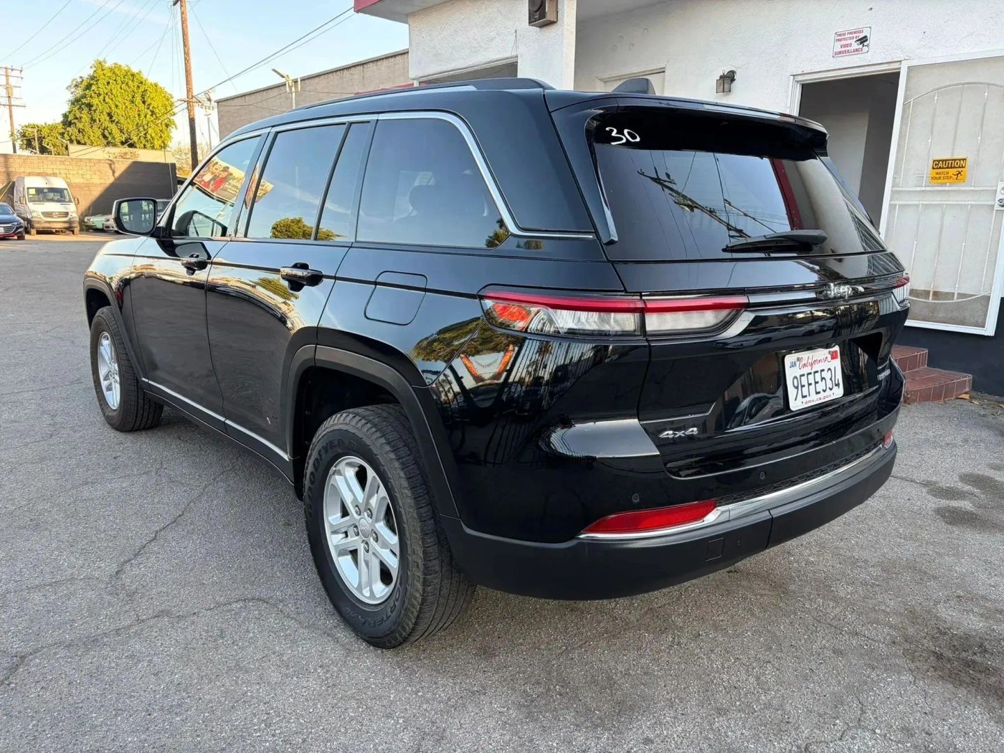 2023 Jeep Grand Cherokee Laredo - Photo 6