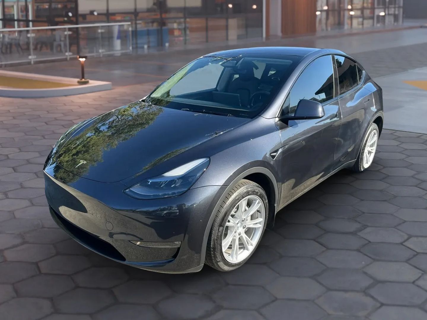 2024 Tesla Model Y