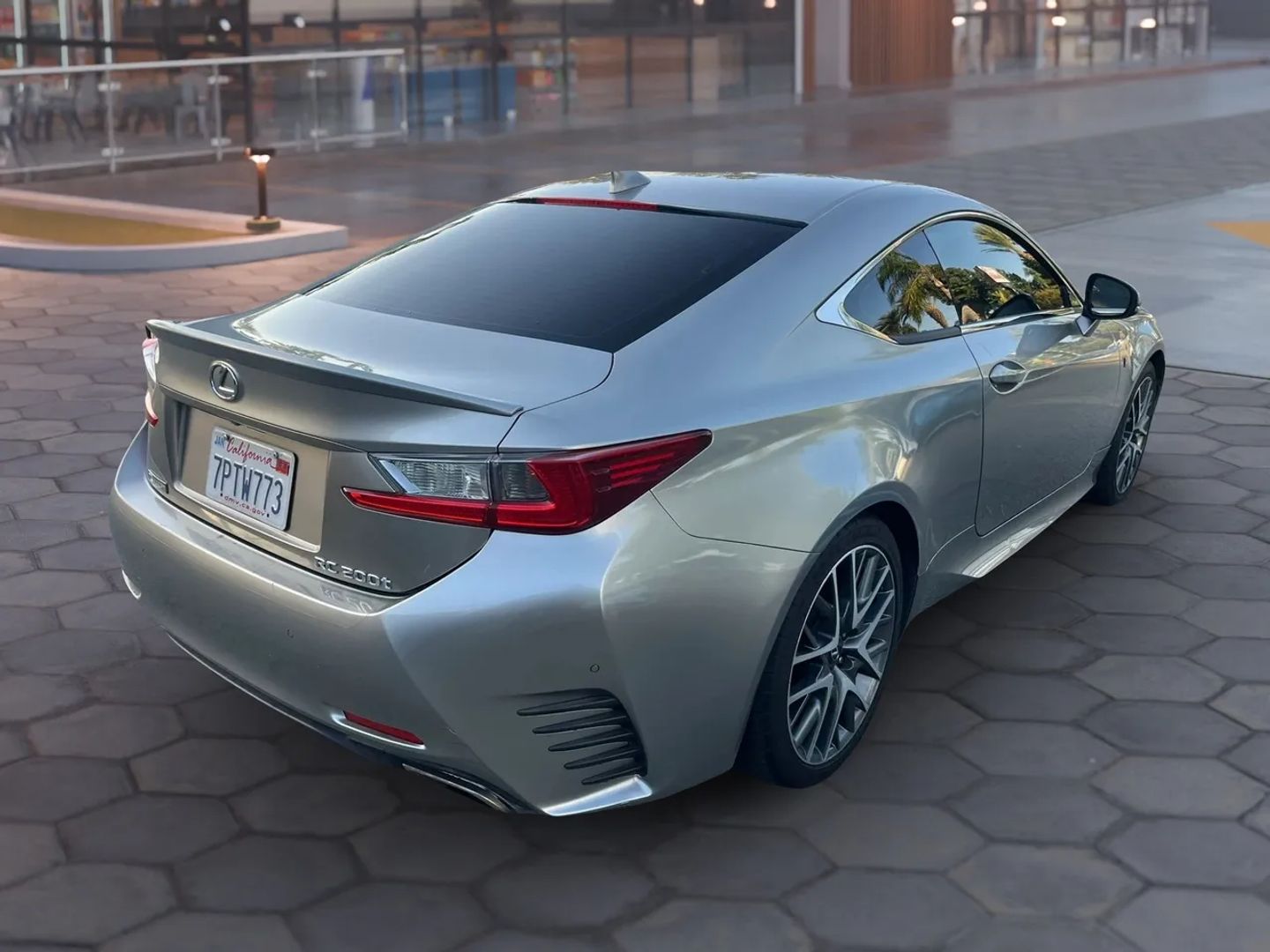 Photo 3 of this Lexus RC 200t