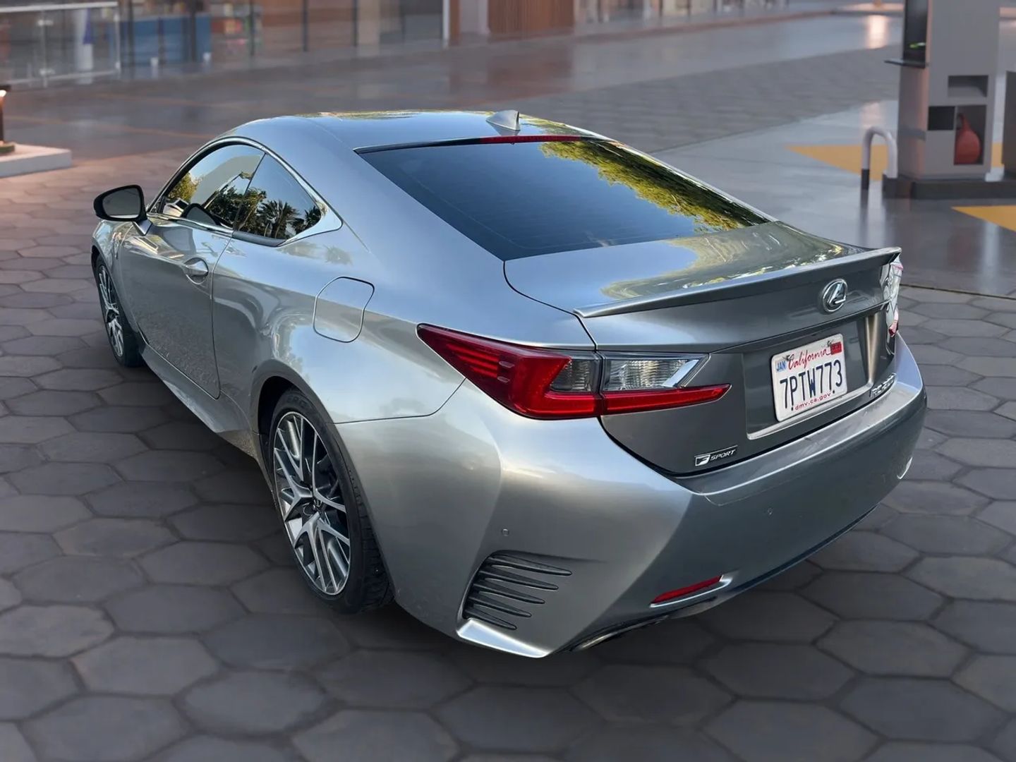 Photo 5 of this Lexus RC 200t
