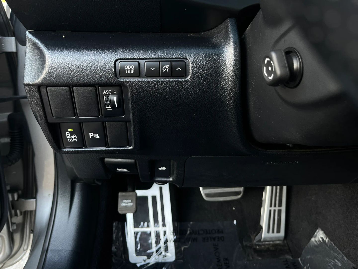 Photo 15 of this Lexus RC 200t