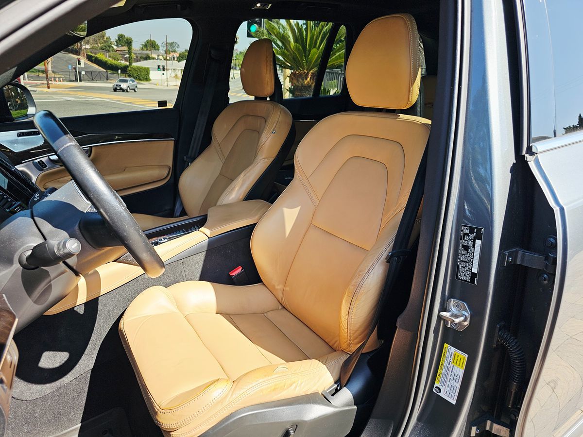 2017 Volvo XC90 Momentum - Photo 10