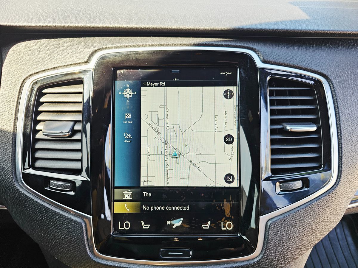 2017 Volvo XC90 Momentum - Photo 19