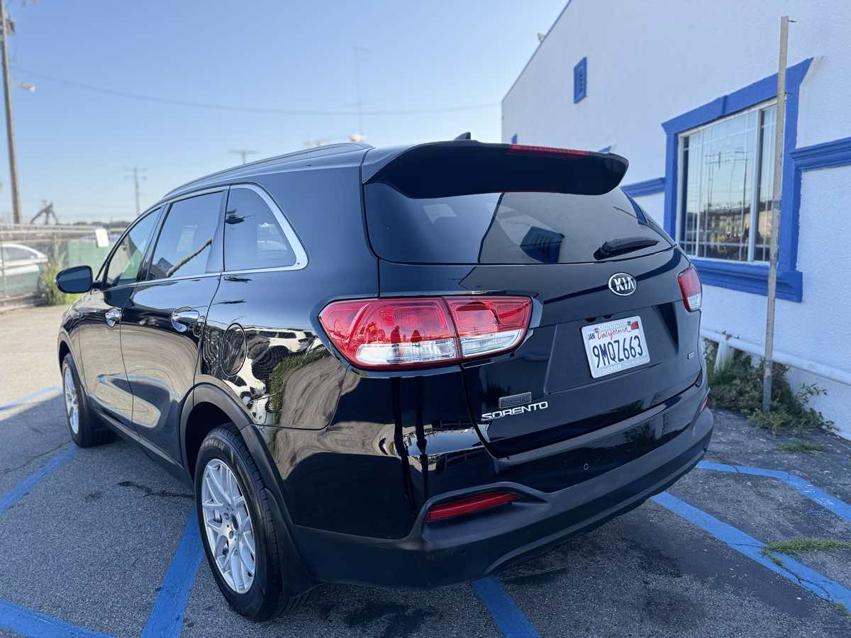 2016 Kia Sorento LX - Photo 3