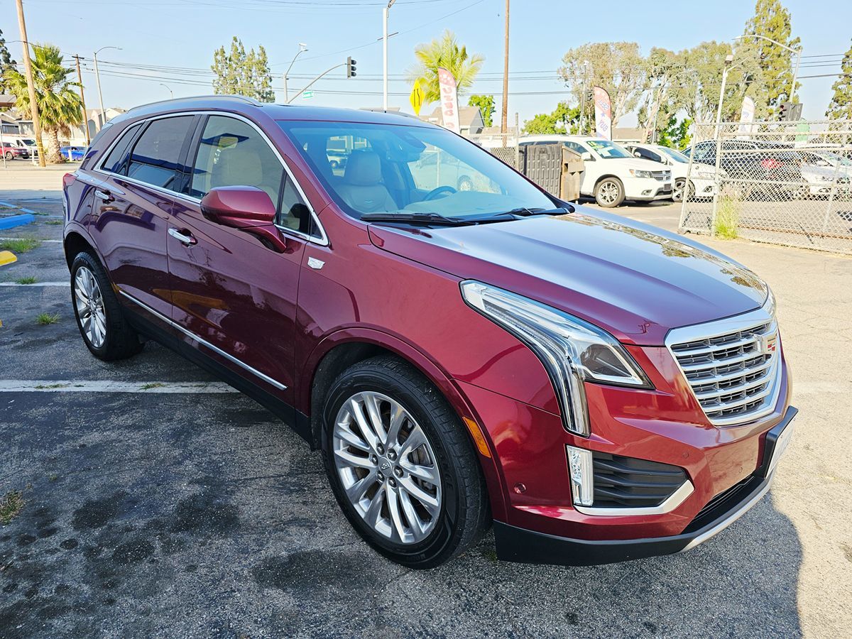 2017 Cadillac XT5 Platinum - Photo 3